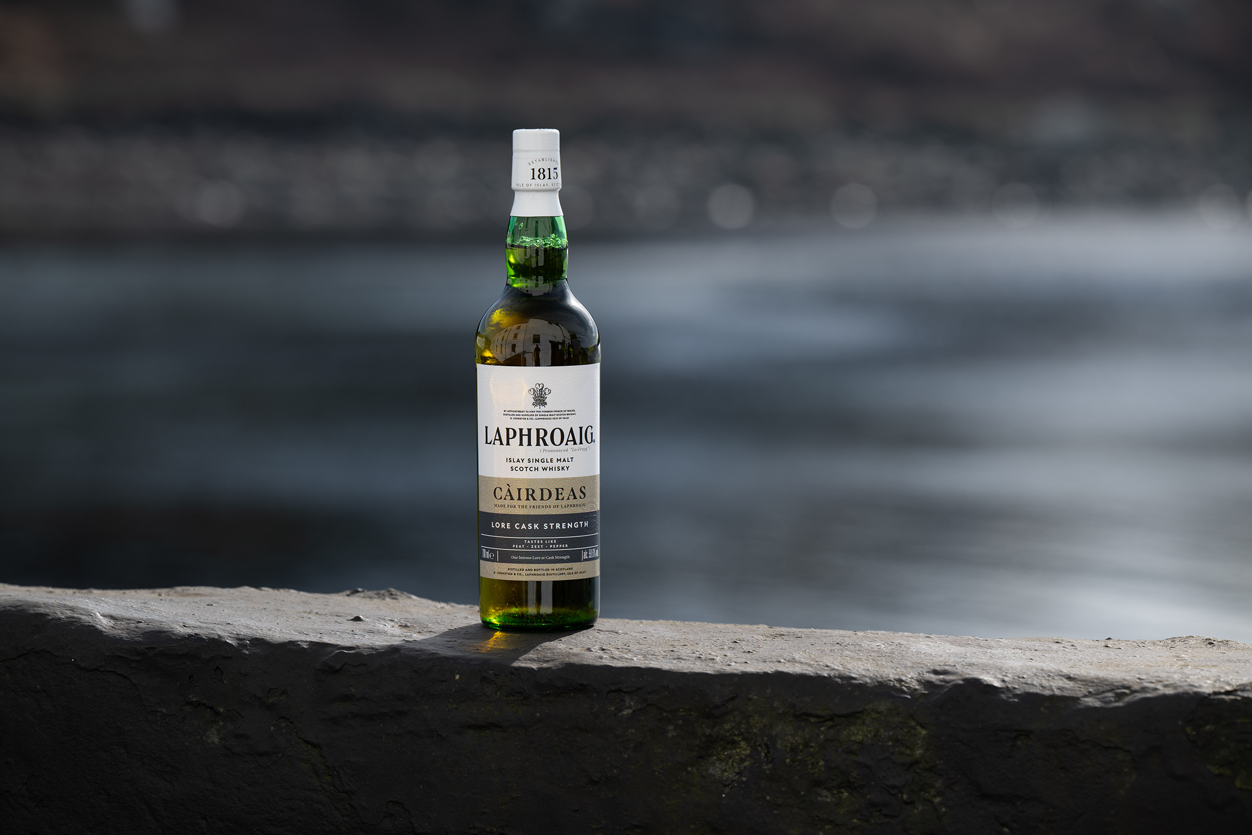 Laphroaig Cairdeas 2025 レアなギフトケース付き Yahoo!オークション - ラフロイグ カーディス 2025 LAPHROAIG