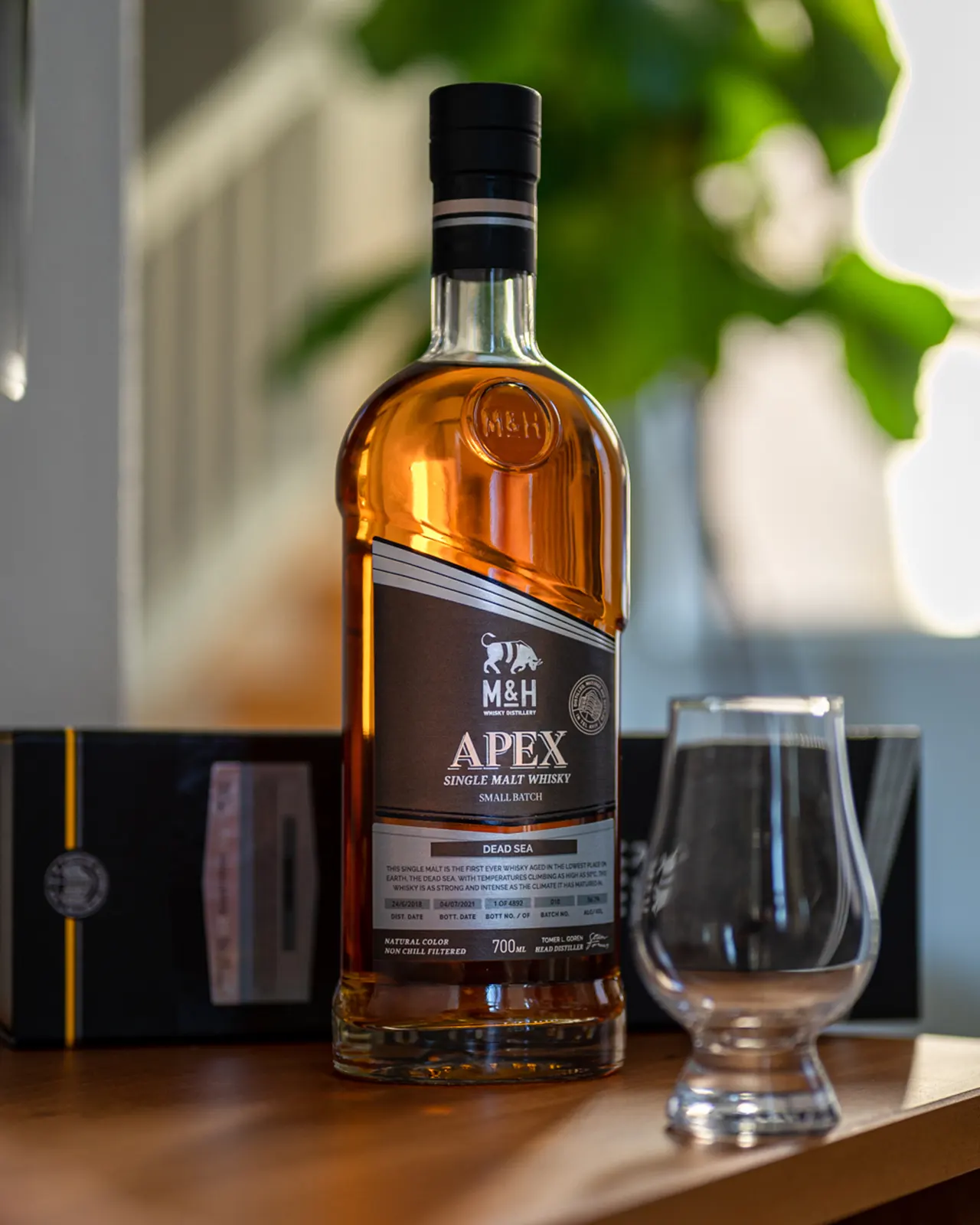 M&H APEX DEAD SEA シングルモルトウイスキー 700ml M&h Apex Dead Sea Single Malt Whisky | ReserveBar